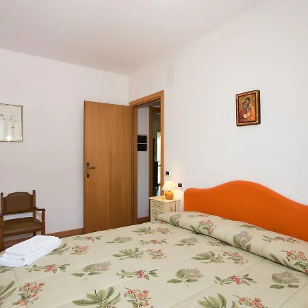 Small Holiday House In Umbria, Perfect For 4 People 別荘 マジョーネ