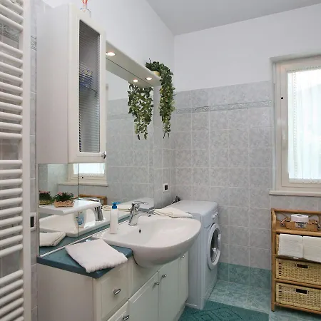 Small Holiday House In Umbria, Perfect For 4 People 別荘 マジョーネ