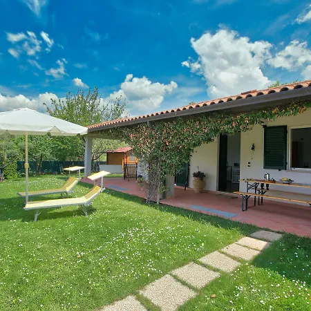 別荘 Small Holiday House In Umbria, Perfect For 4 People