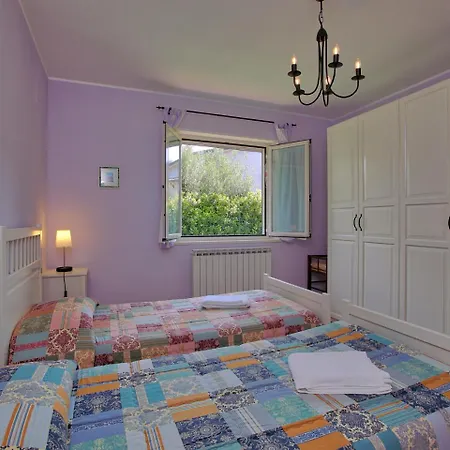 Small Holiday House In Umbria, Perfect For 4 People 別荘 マジョーネ