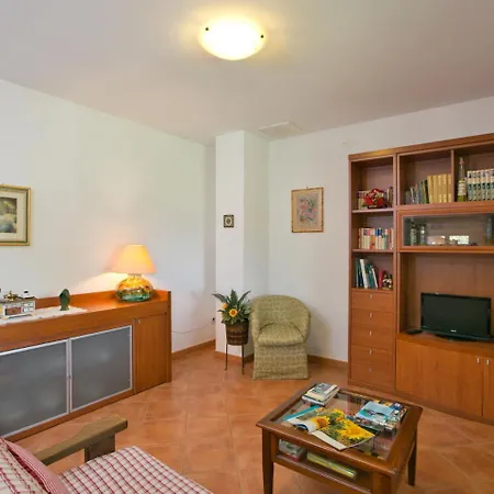 Small Holiday House In Umbria, Perfect For 4 People * マジョーネ